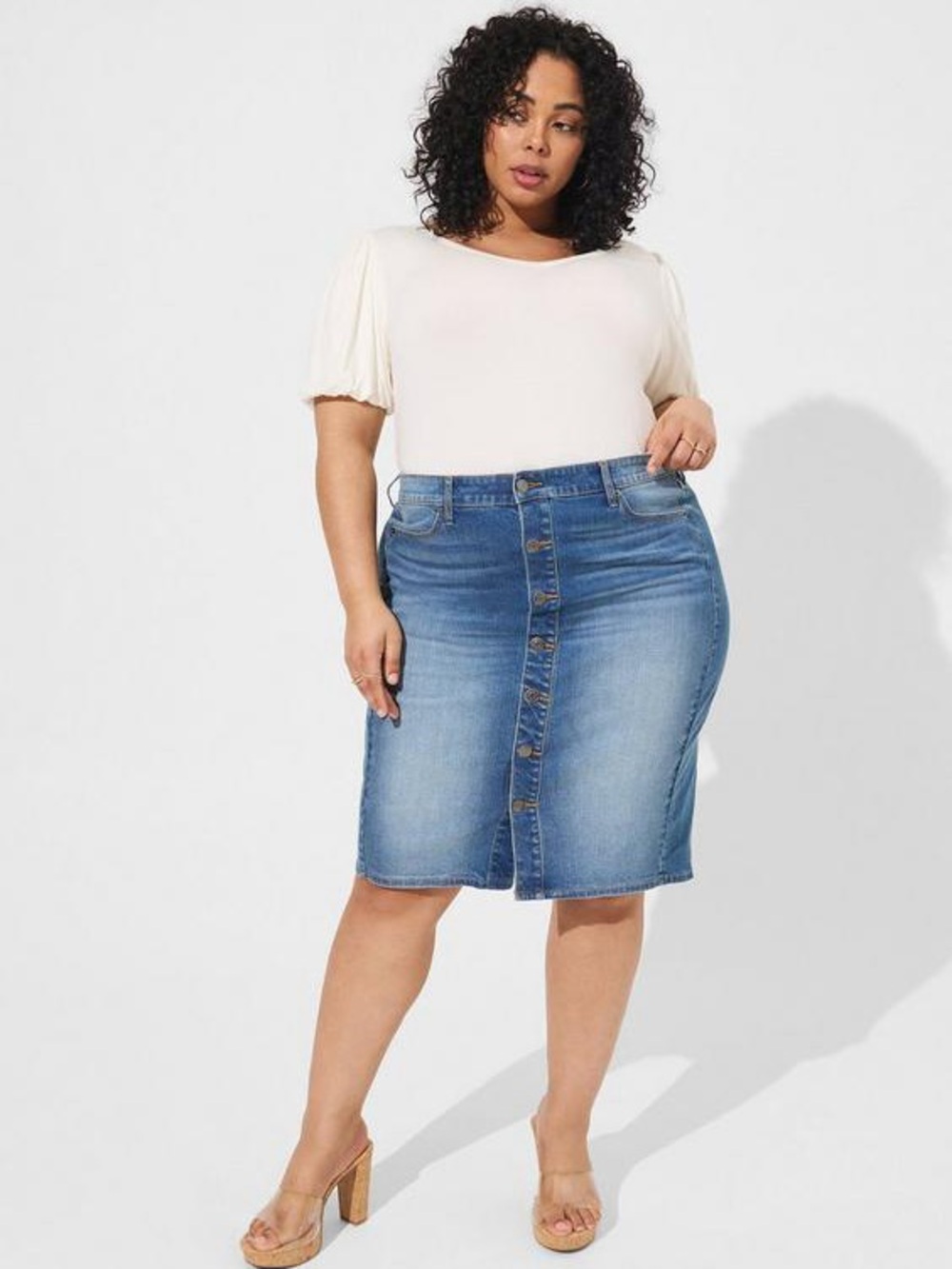 Womens Torrid Plus Size Denim Button-Front Mid Length Skirt - Size 16